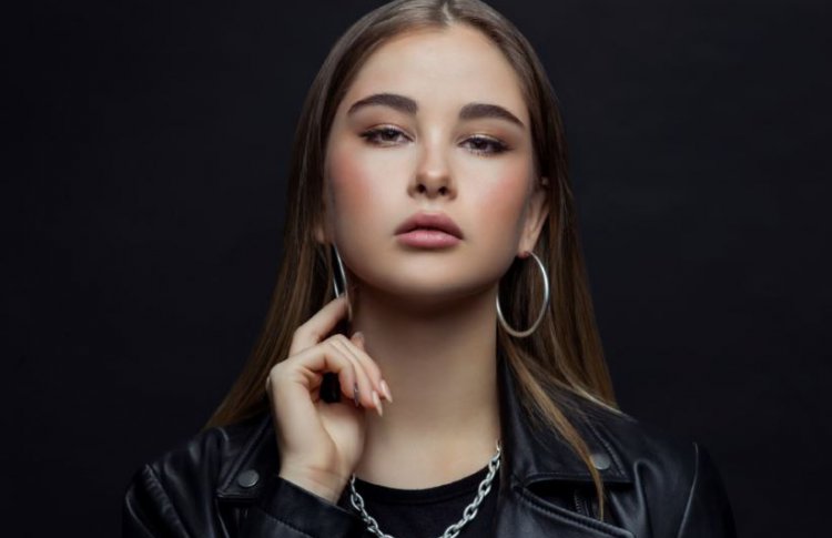 ALEXANDRA