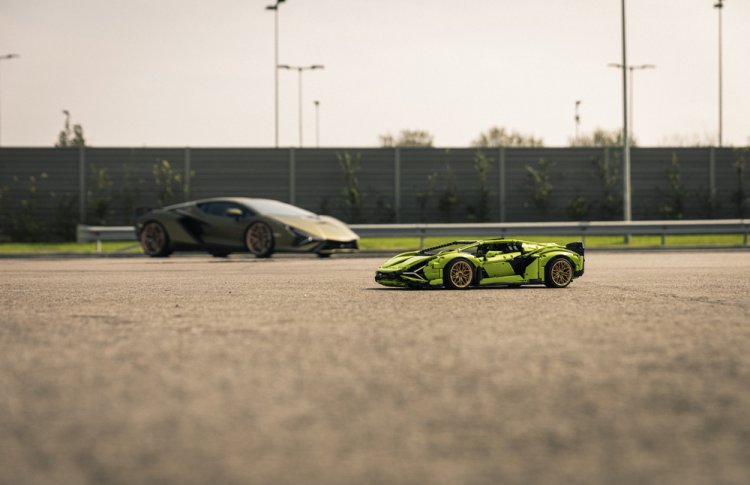LEGO Group и Automobili Lamborghini презентовали набор LEGO Technic Lamborghini Sián FKP 37
